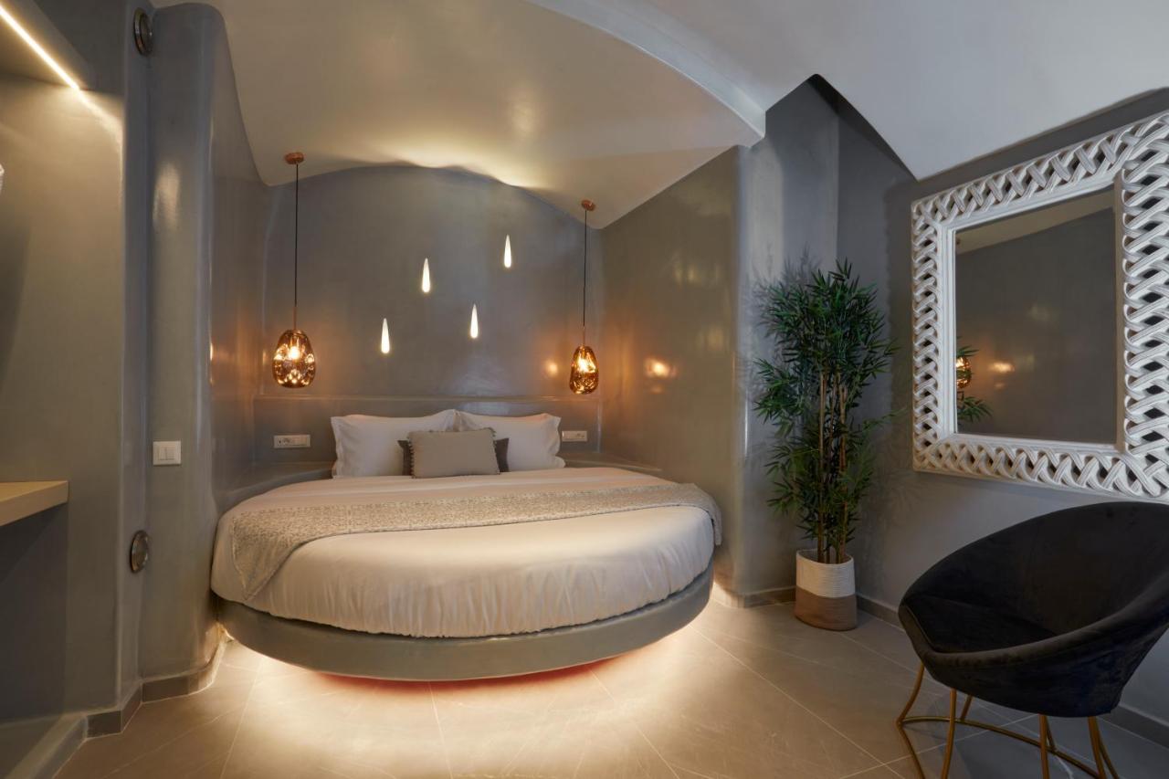 Endless Traditional Apartment